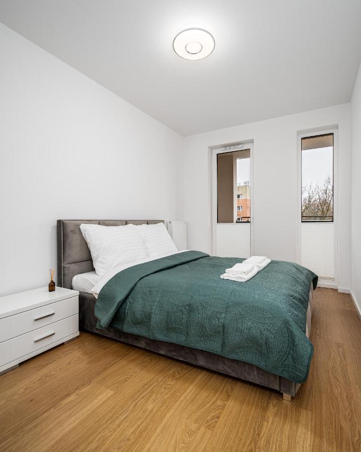Your Apartments 1 Sierpnia Street Warsaw Luaran gambar